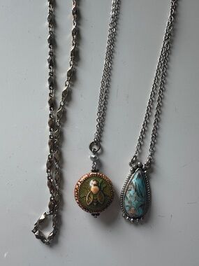 Silver-Tone Necklace Set